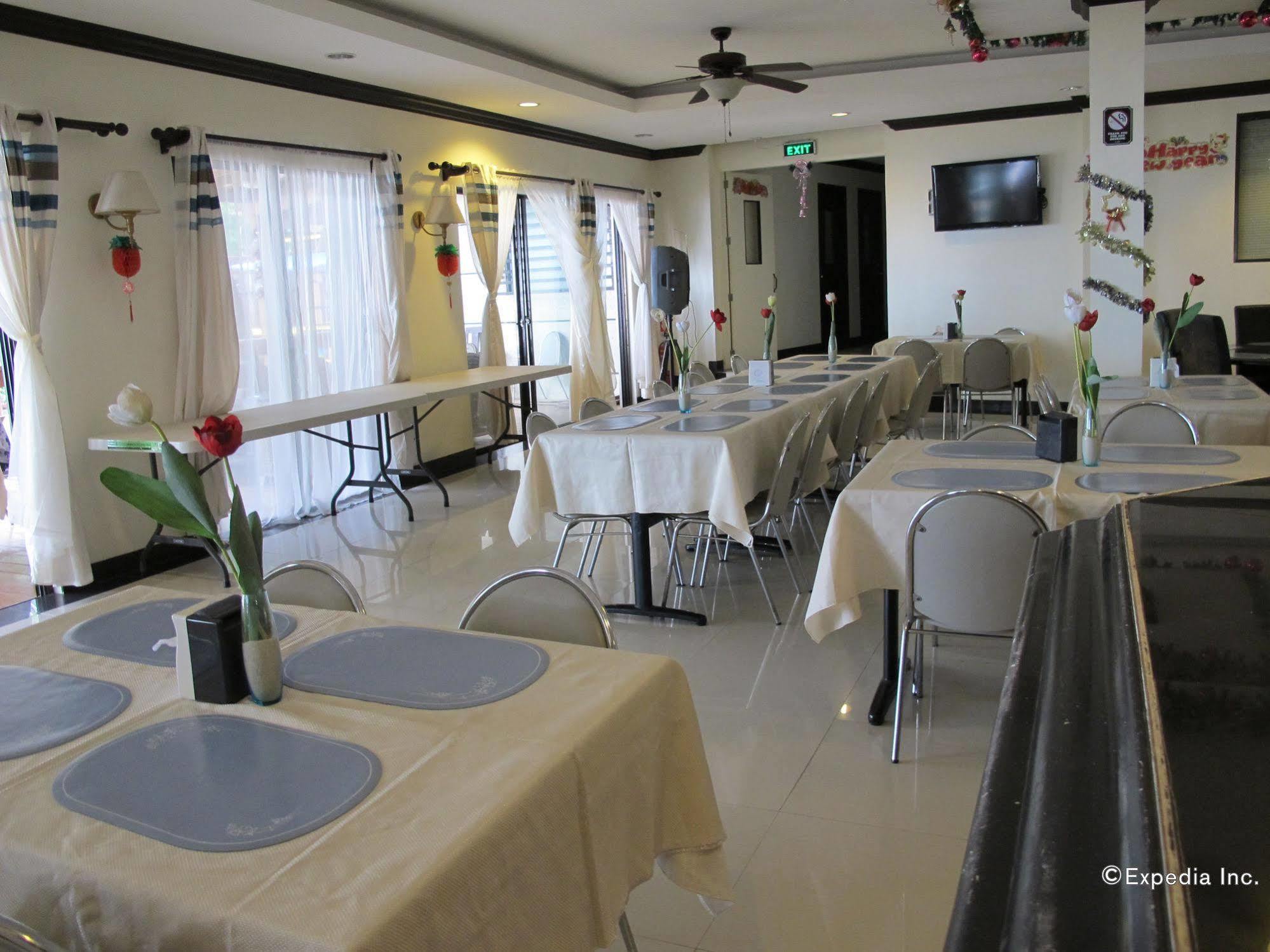 Bluefins Resort Lapu-Lapu City Exterior foto