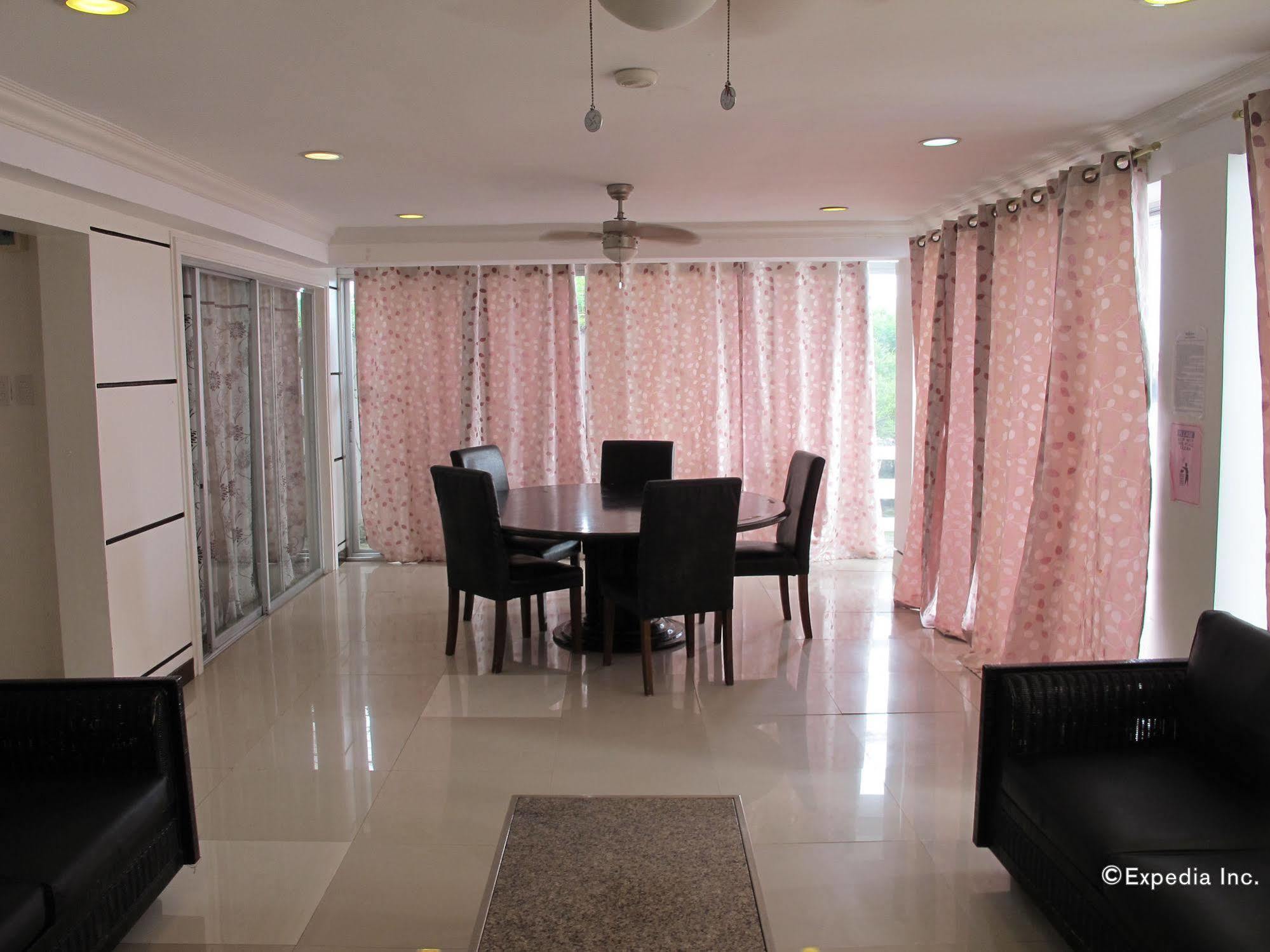 Bluefins Resort Lapu-Lapu City Exterior foto