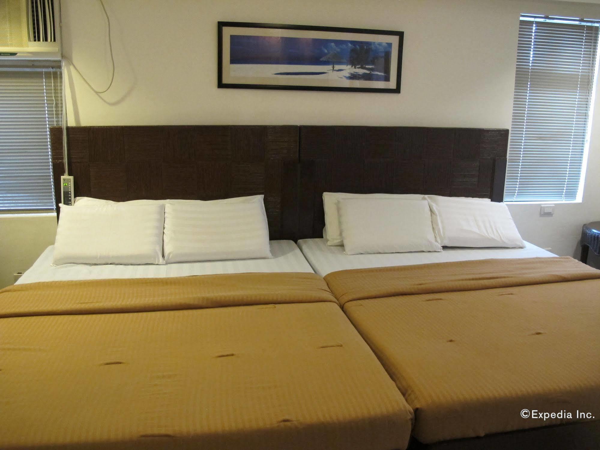 Bluefins Resort Lapu-Lapu City Exterior foto