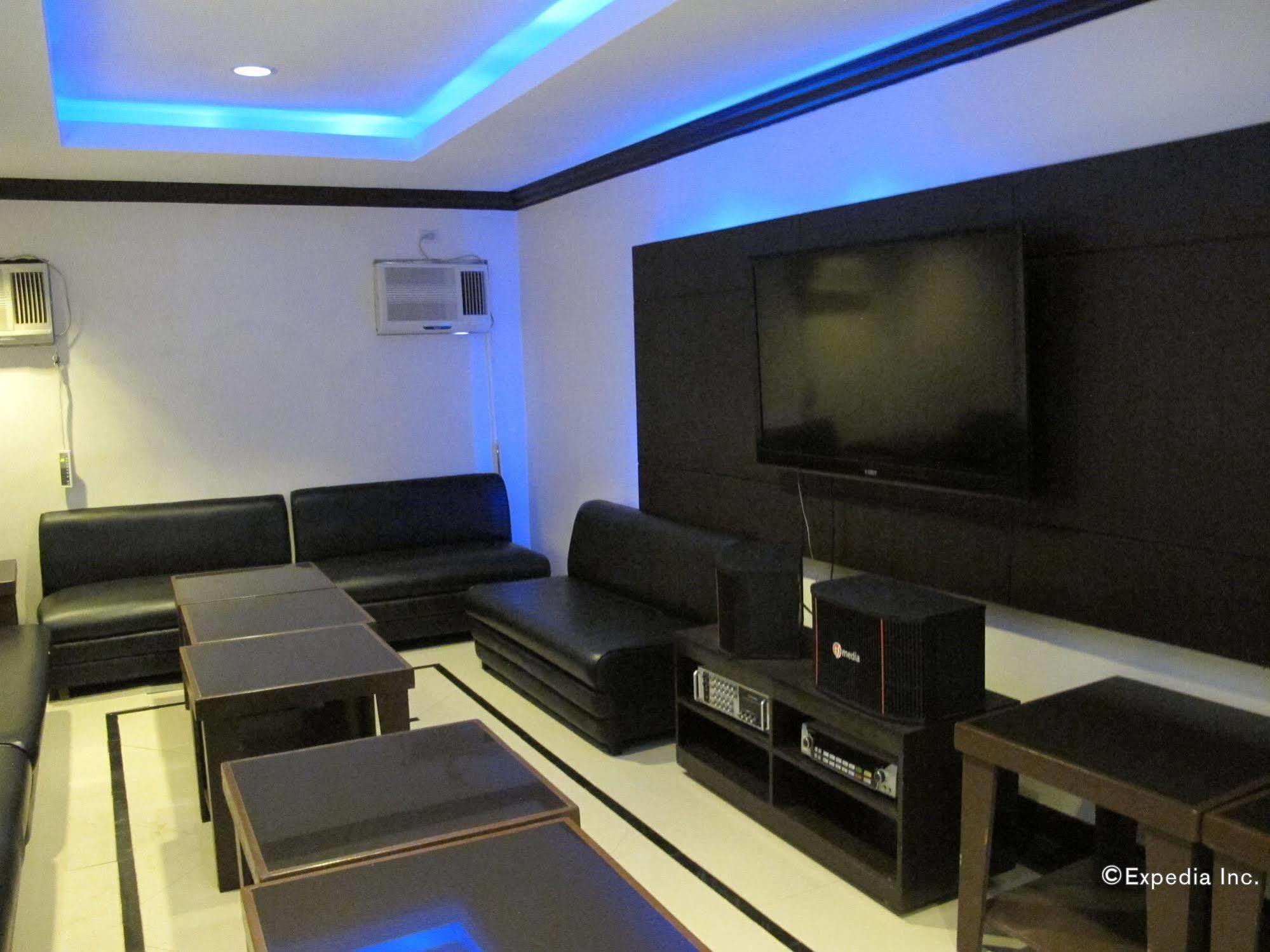 Bluefins Resort Lapu-Lapu City Exterior foto
